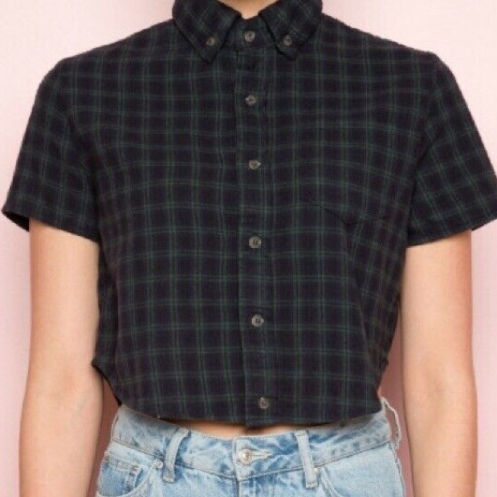 Brandy Melville Plaid Cropped Shirt